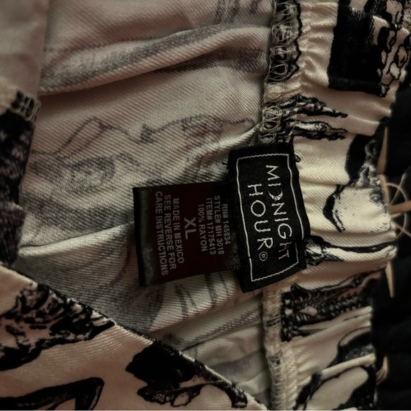 Midnight Hour Maxi Skirt - Picture 4 of 4